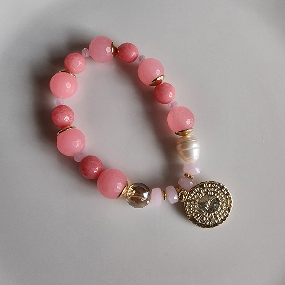 Chic Pink and Gold Beaded Bracelet - Picture 6 of 6